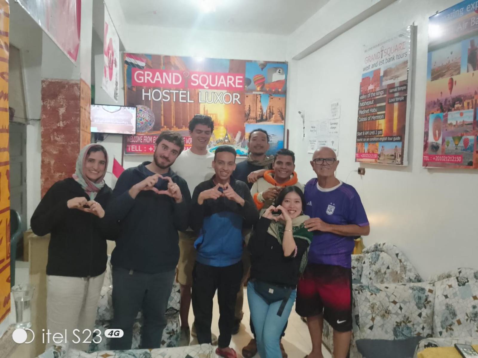 Grand Square Hostel Луксор Экстерьер фото